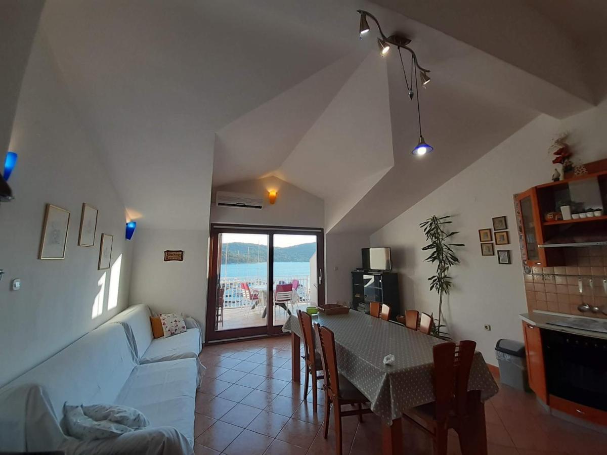 Apartments Nera Tisno Ngoại thất bức ảnh