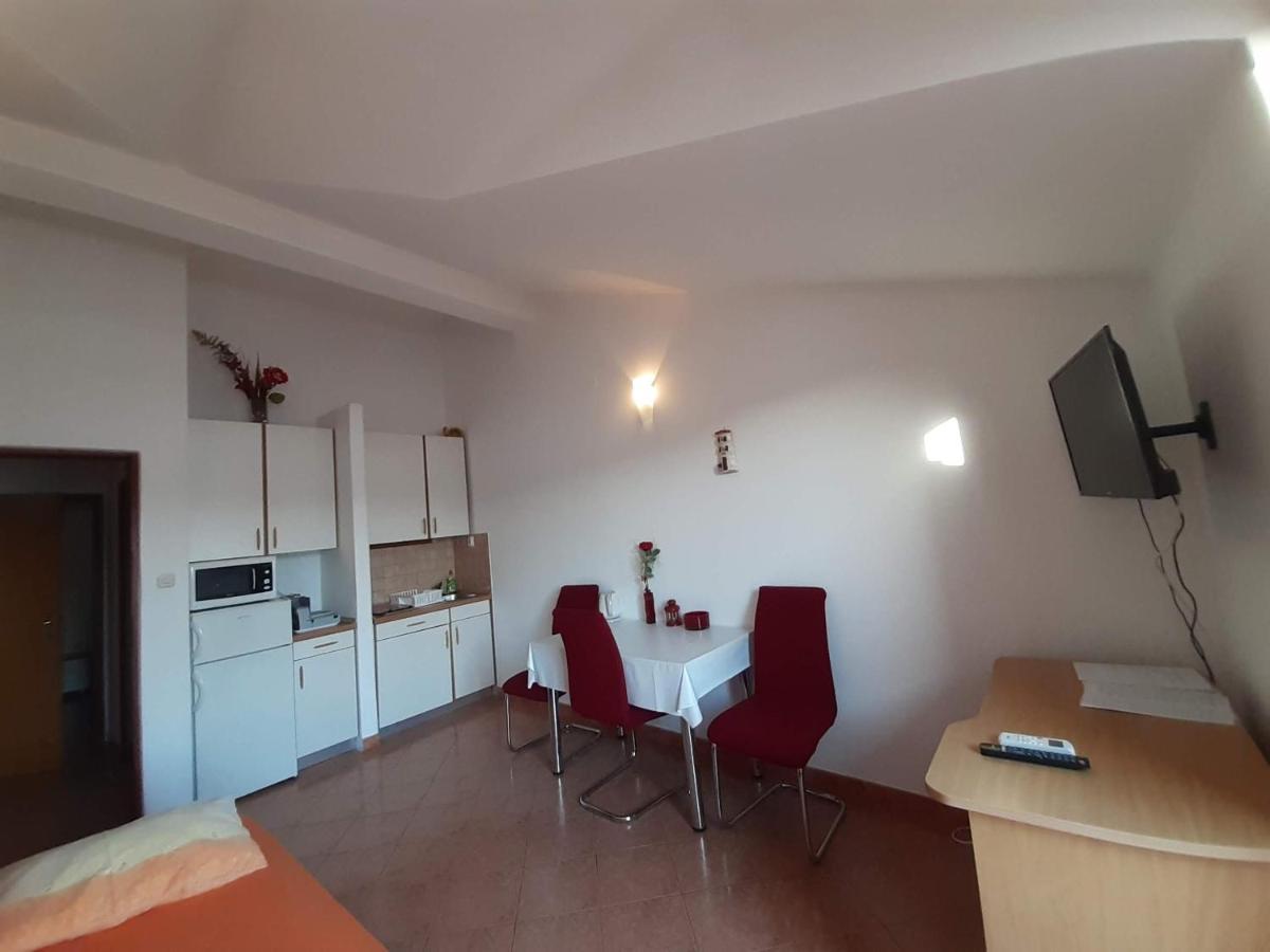 Apartments Nera Tisno Ngoại thất bức ảnh
